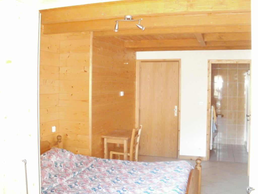 Chambre D'Hote La Petite Bergerie Abondance Rom bilde
